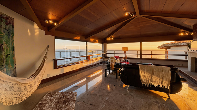 LUXOBRASIL #RJ80 Casa Moderna en Joá con Vista al Mar es el