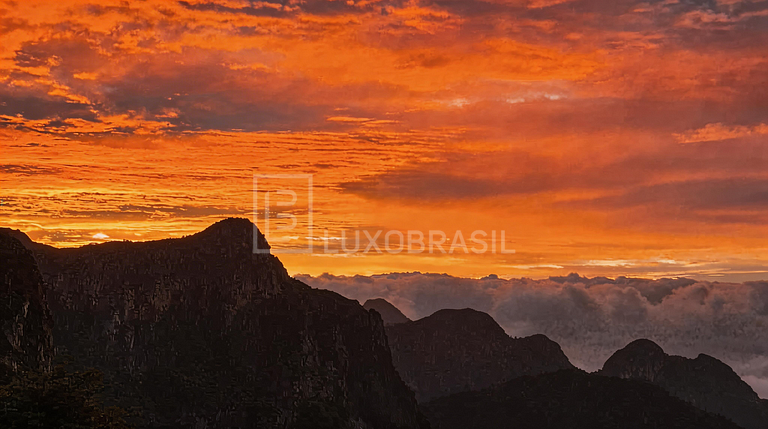 Casa com Vista para a Baía – Temporada em Petrópolis