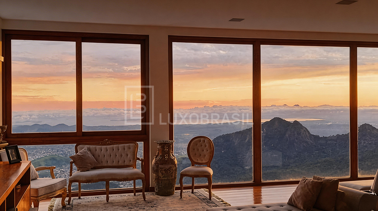 LB - PET801 Luxury House in Bela Vista Condominium with Pano