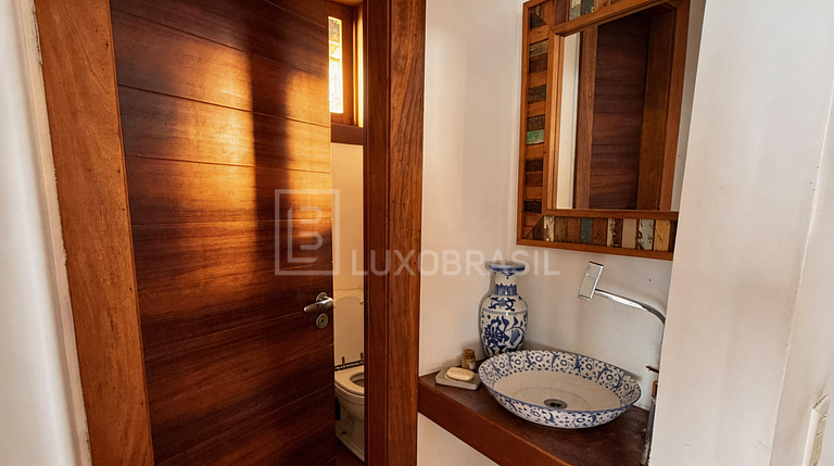 LB - PET801 Casa de Lujo en Condominio Bela Vista con Vista