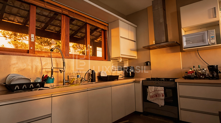 Casa com Vista para a Baía – Temporada em Petrópolis