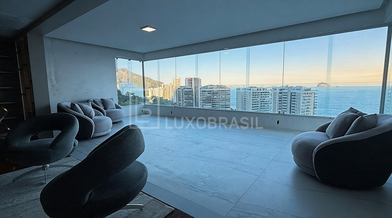 RJ134 - Villa Pedra Bonita Vacation Rental