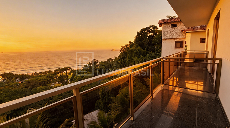 RJ134 - Villa Pedra Bonita Vacation Rental