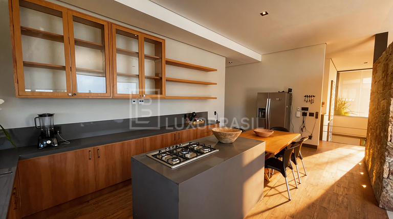 LB - RJ10 Mansión con 5 Habitaciones en Alquiler Residencial