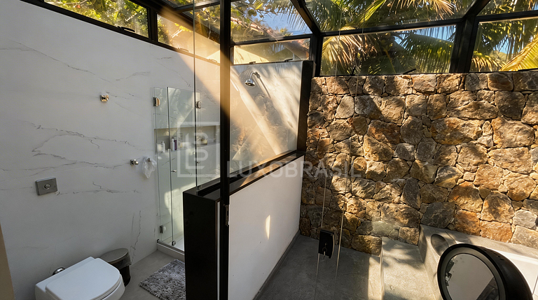 LB - RJ10 Mansión con 5 Habitaciones en Alquiler Residencial