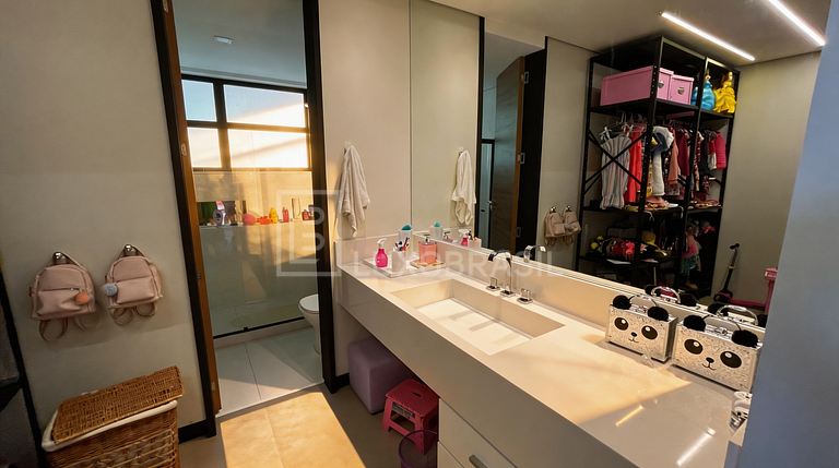 LB - RJ10 Mansion with 5 Bedrooms for Residential Lease, 1,2