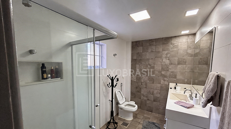 LB - RJ1016 4-Bedroom House in Barra da Tijuca
