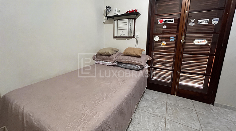 LB - RJ1016 Casa de 4 Habitaciones en Alquiler Fijo en Barra