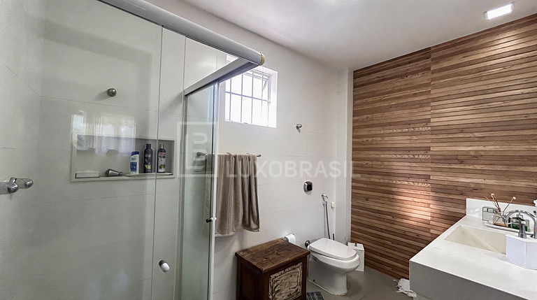 LB - RJ1016 4-Bedroom House in Barra da Tijuca
