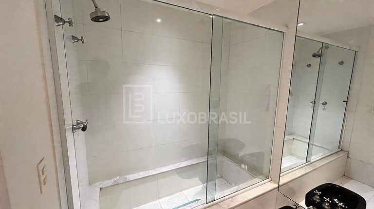 Mansão Exclusiva no bairro Joá com 04 Suítes