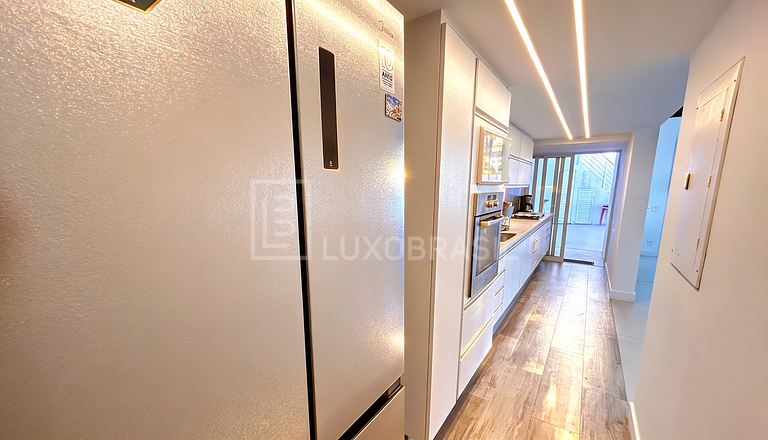 LB - RJ136 Infinite View House Vacation Rental