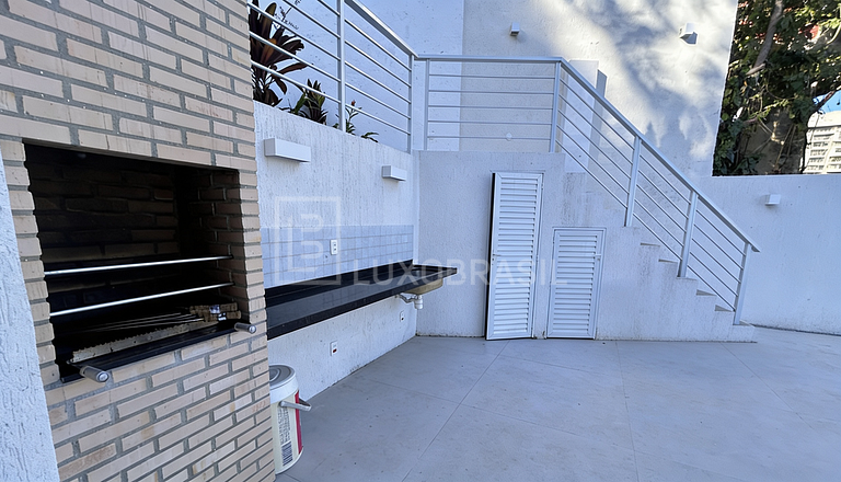 LB - RJ136 Infinite View House Vacation Rental
