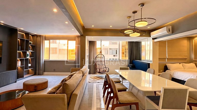 LB - RJ1020 4-Bedroom Apartment for Sale in Copacabana
