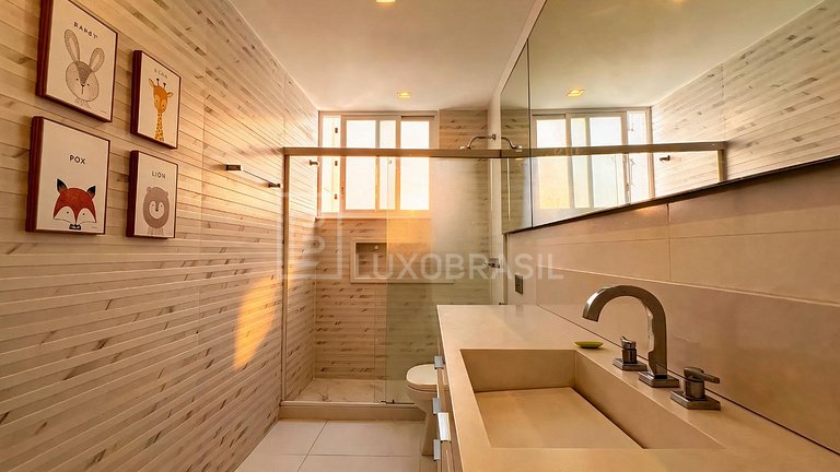 LB - RJ1020 Apartamento à Venda 04 Quartos Copacabana