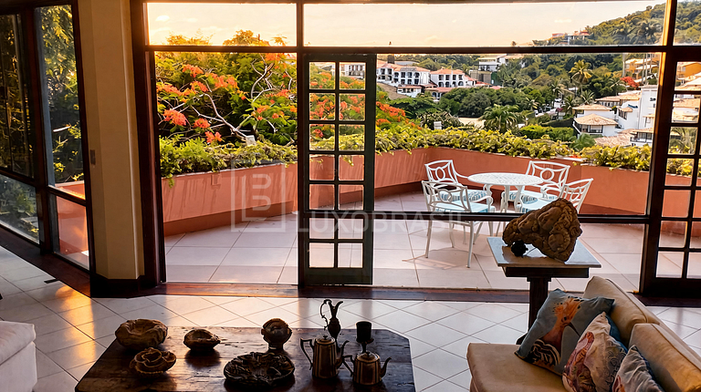 LB - BZ800 | Casa de 6 Suites en Marina de Búzios en Venta