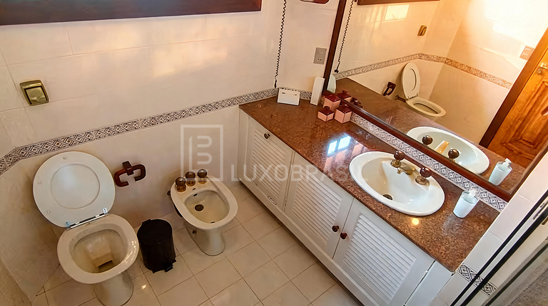 LB - BZ800 | Casa de 6 Suites en Marina de Búzios en Venta