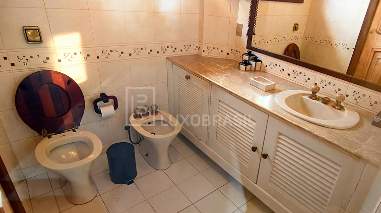LB - BZ800 | Casa de 6 Suites en Marina de Búzios en Venta