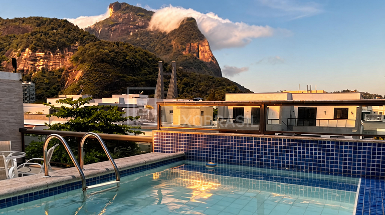 LB - RJ1021 | Ático Dúplex de 330 m² en Jardim Oceânico en V