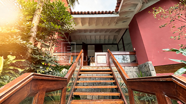 LB - RJ1022 Casa Tríplex de 5 Suites en Venta en Itanhangá