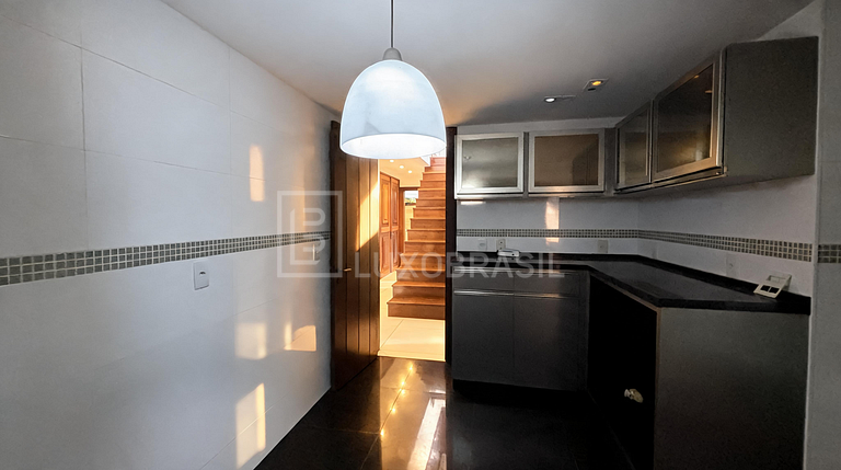 LB - RJ1022 | Casa Tríplex | 5 Suites | Alquiler de Larga Du