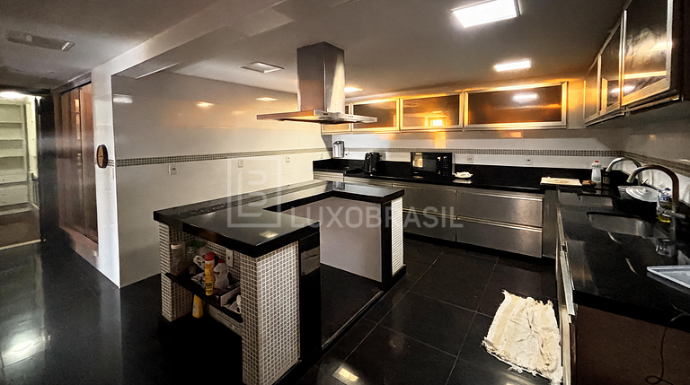 Casa de Luxo à Venda no Itanhangá | 5 Suítes