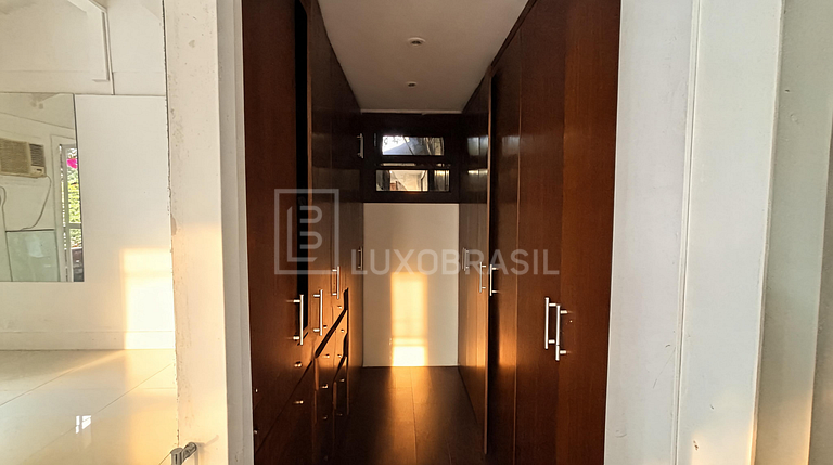 LB - RJ1022 | Casa Tríplex | 5 Suites | Alquiler de Larga Du