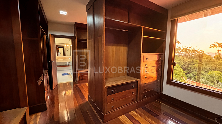 LB - RJ1022 Casa Tríplex de 5 Suites en Venta en Itanhangá