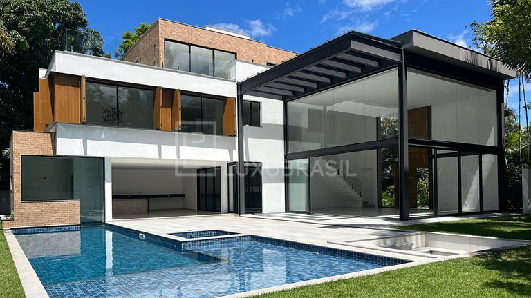 Casa de Luxo no Itanhangá com Vista para Pedra da Gávea