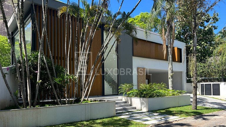 Casa de Luxo no Itanhangá com Vista para Pedra da Gávea