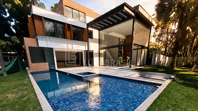 LB-RJ1024 | Casa Moderna de 5 Suites en Venta en Itanhangá