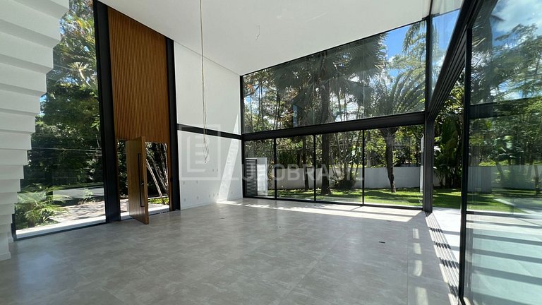 Casa de Luxo no Itanhangá com Vista para Pedra da Gávea