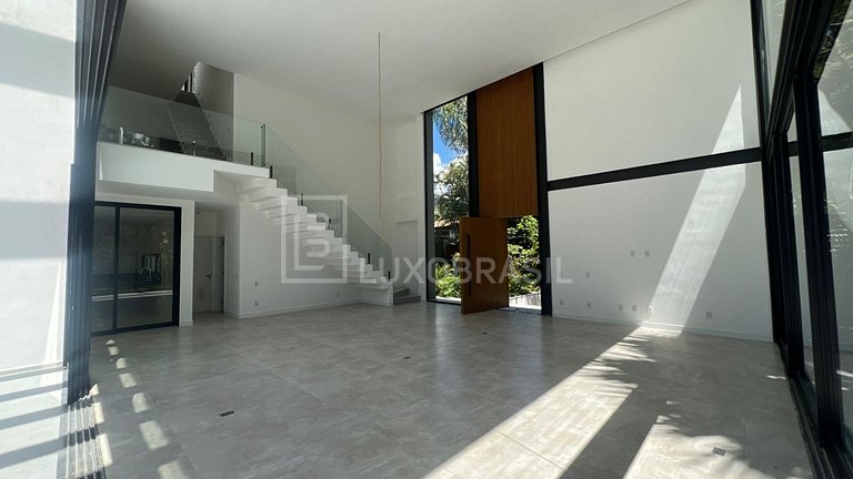 LB-RJ1024 | Casa Moderna de 5 Suites en Venta en Itanhangá