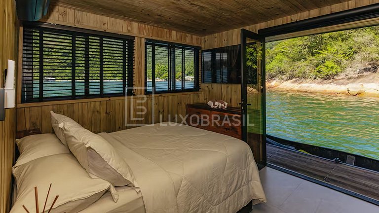 Casa Flutuante em Angra dos Reis para Aluguel de Temporada
