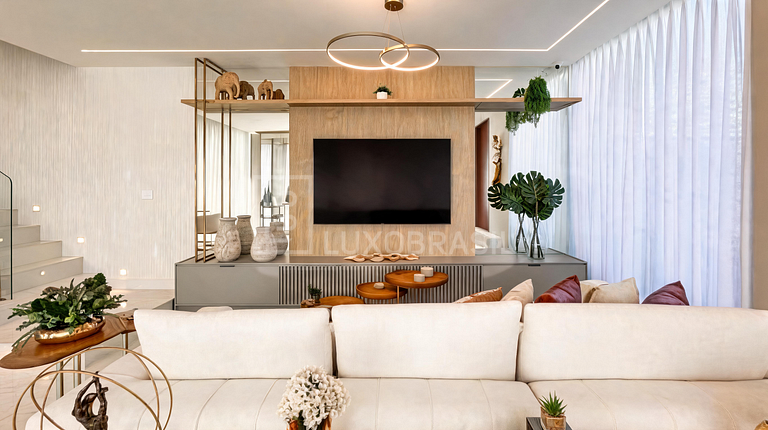 Casa de Luxo com 4 Suítes à Venda no Riviera del Sol