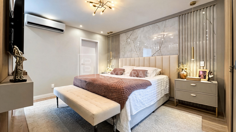 Casa de Luxo com 4 Suítes à Venda no Riviera del Sol