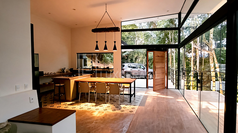 LB - PET802 | 3-Suite House for Sale in Araras – Petrópolis,