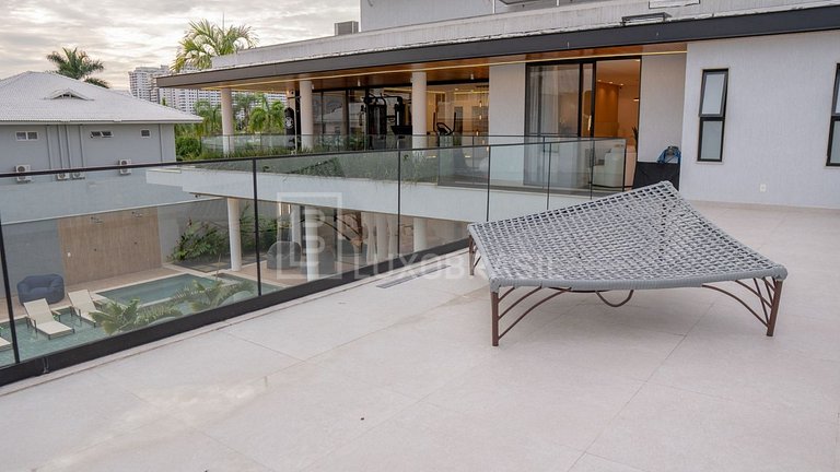 Casa de Luxo 6 Suítes à Venda na Barra da Tijuca RJ