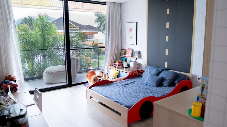 LB - RJ1027 | Casa de 5 Suites en Venta en Villagio Felicita