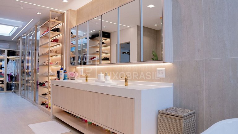 Casa de Luxo 6 Suítes à Venda na Barra da Tijuca RJ