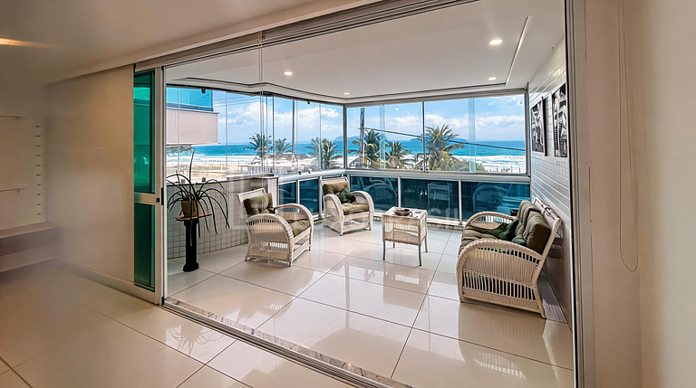 LB - RJ1029 Apartamento 03 Quartos Frente Mar Pepê Aluguel F