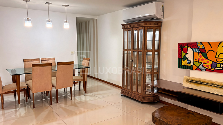 LB - RJ1029 | Apartamento de 3 Dormitorios Frente al Mar en
