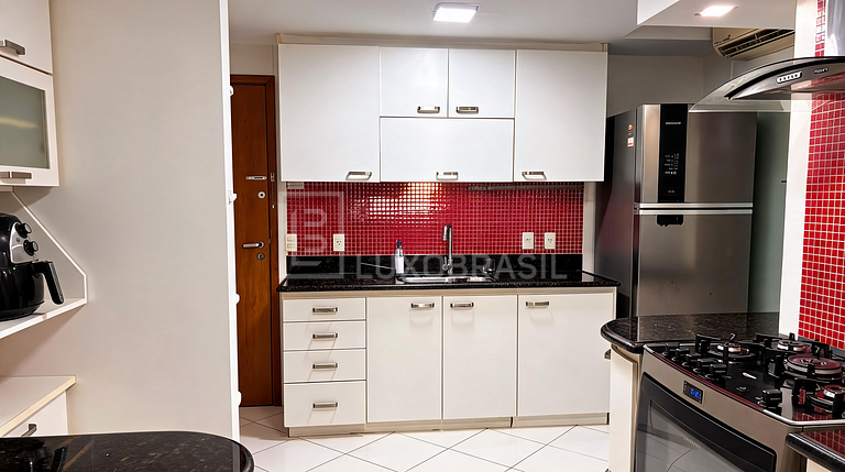 LB - RJ1029 Apartamento 03 Quartos Frente Mar Pepê Aluguel F