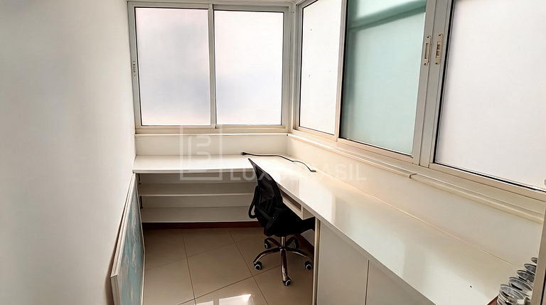 LB - RJ1029 | 3-Bedroom Oceanfront Apartment at Pepê Beach f