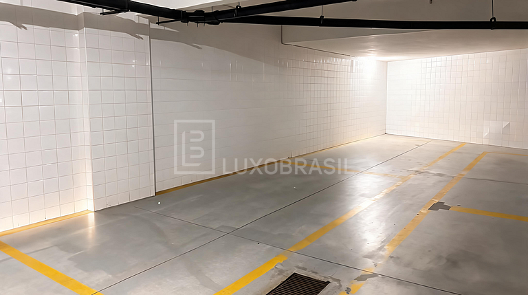 LB - RJ1029 | 3-Bedroom Oceanfront Apartment at Pepê Beach f