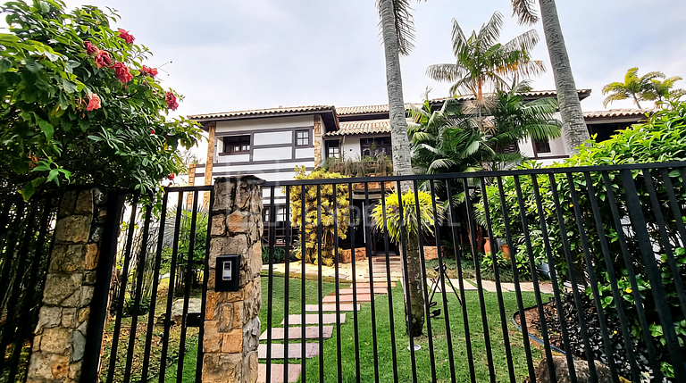 LB - RJ1030 Casa en el Condominio Malibu | 5 Suites | Alquil