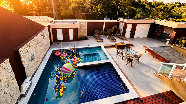 LB - RJ138 | Casa de 5 Suites en Venta en Barra da Tijuca