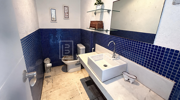 LB - RJ1031 | Santa Monica House with 6 Suites