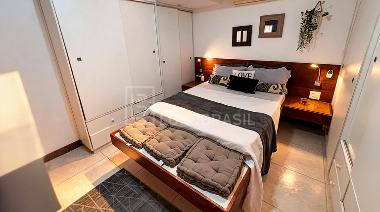 LB - RJ1032 Laguna House Vacation Rental