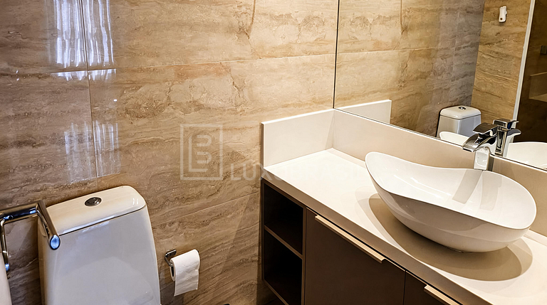 LB - RJ1033 | 4-Bedroom Apartment for Sale in Barra da Tijuc