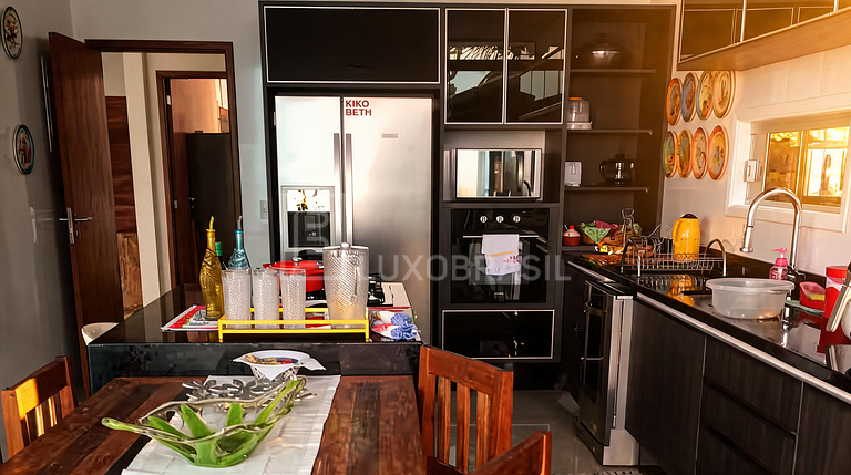 LB - MAN03 | Casa de Lujo en Venta con 6 Suites en Mangarati